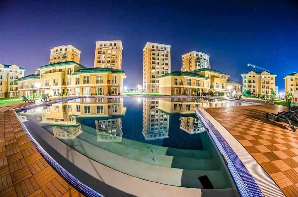 Luxury Apartment With Pool In North Bucharest Cretuleasca Exterior photo